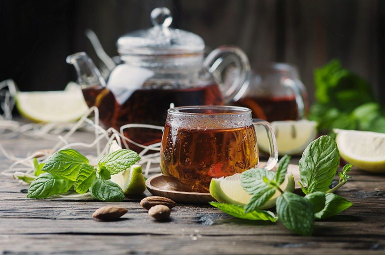 Consumo de chá preto é associado a um menor risco de mortalidade por todas as causas