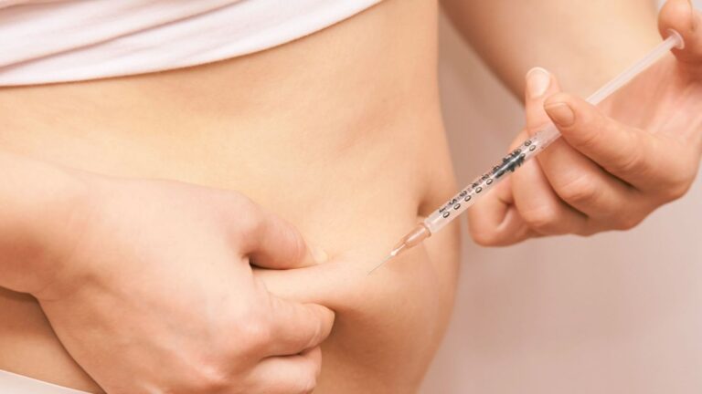 O impacto das injeções de enzimas lipolíticas na composição corporal geral e na perda de peso
